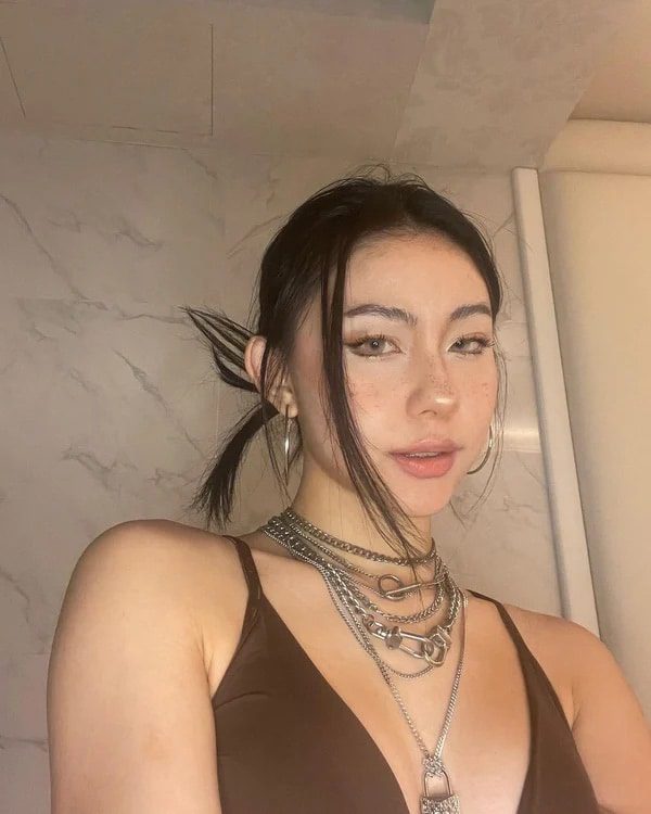 Lavender Brown Colored Contacts photo review