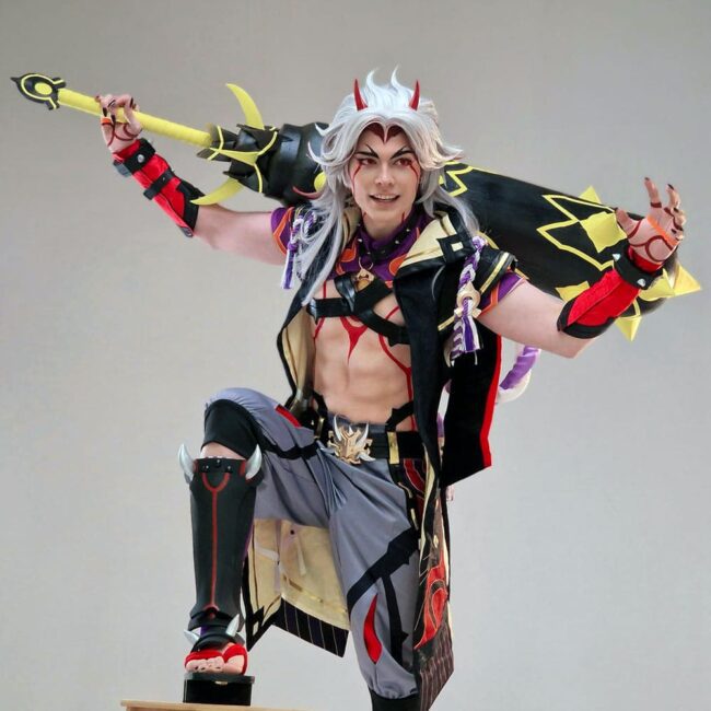 Genshin Impact Itto Cosplay Contact Lenses